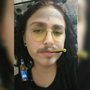 Meet your Posher, Ariana